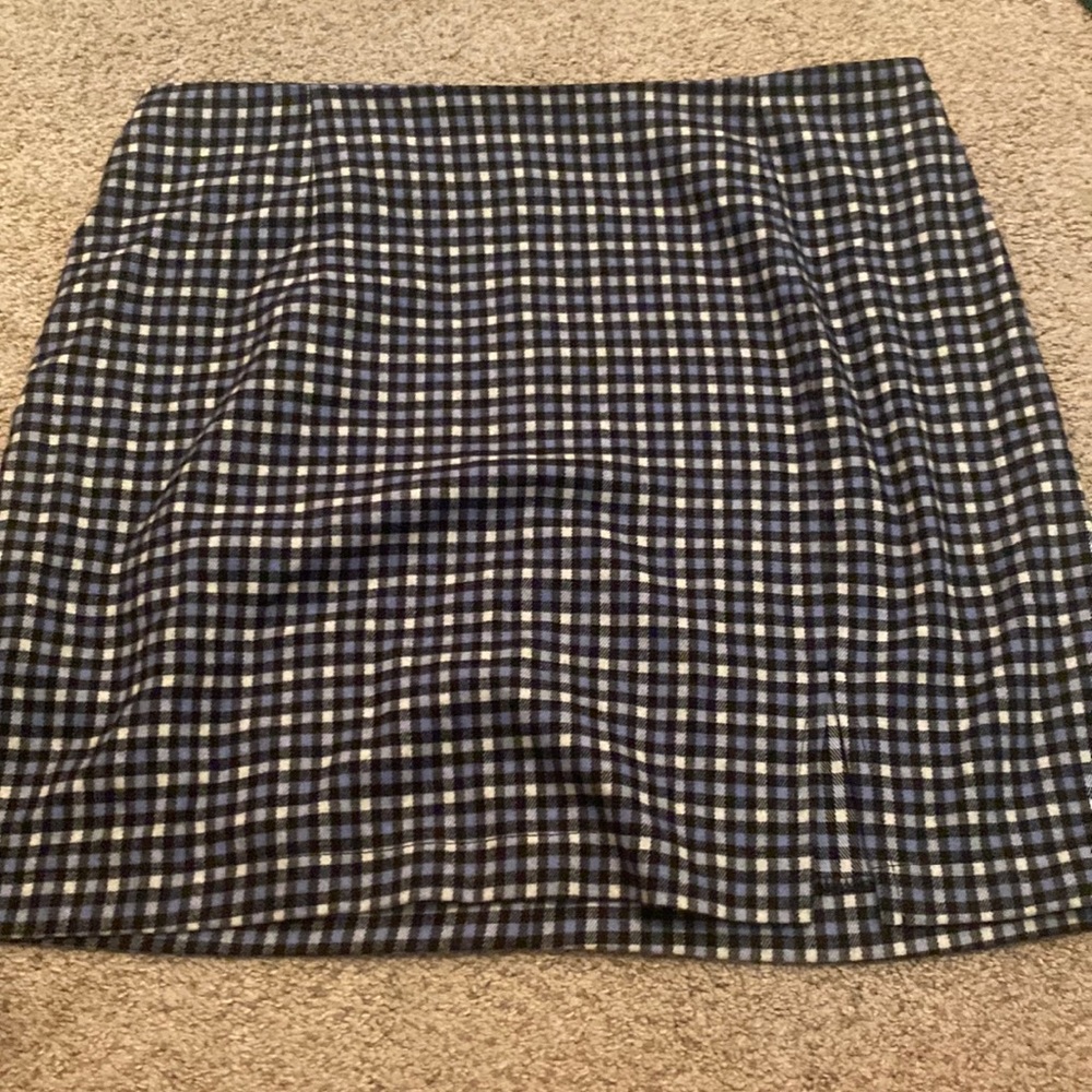 Never worn shirt, good quality, new.